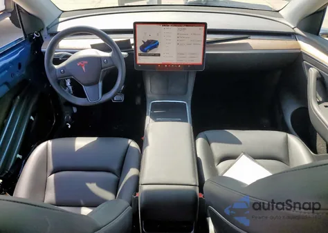 2023 Tesla Model Y z USA, uszkodzony, nr VIN 7SAYGDEE9PA097155